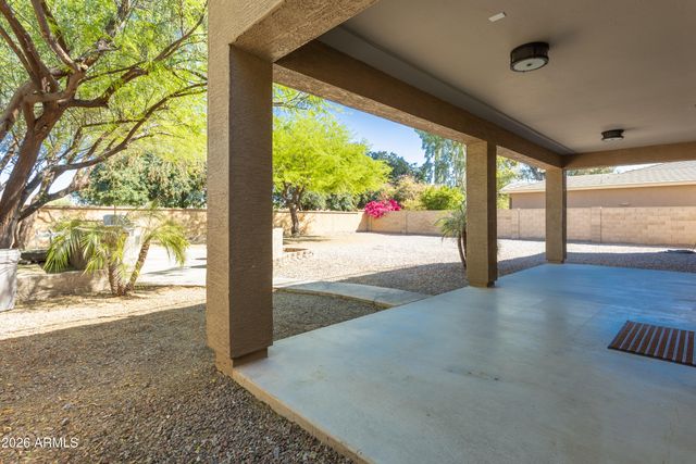 2700 E YELLOWSTONE Place, Chandler, AZ 85249