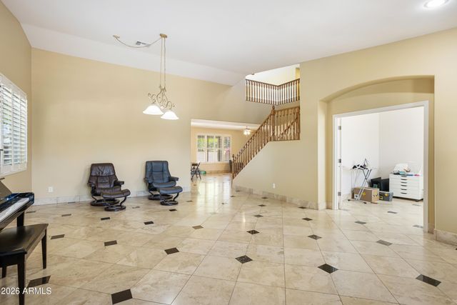 2700 E YELLOWSTONE Place, Chandler, AZ 85249