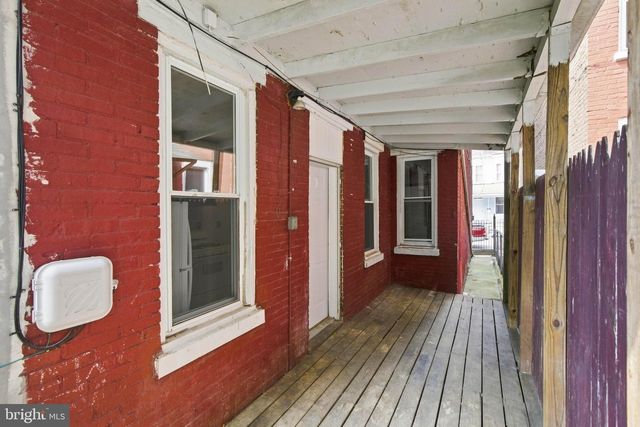 121 S WEST ST, York, PA 17401