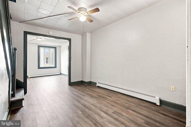 121 S WEST ST, York, PA 17401