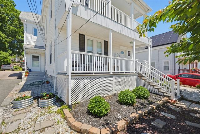72 Dysart St, Quincy, MA 02169