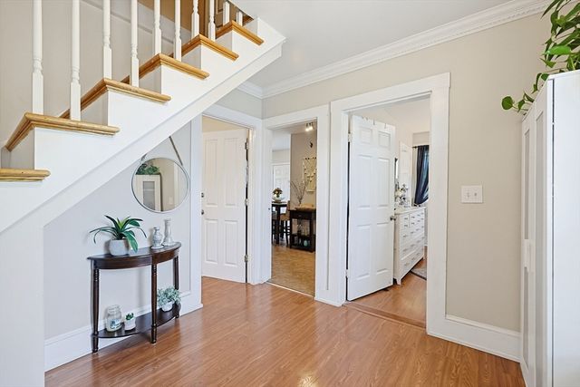 72 Dysart St, Quincy, MA 02169