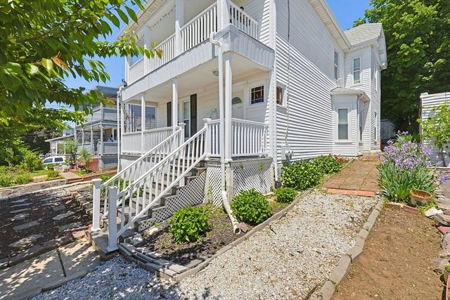 72 Dysart St, Quincy, MA 02169