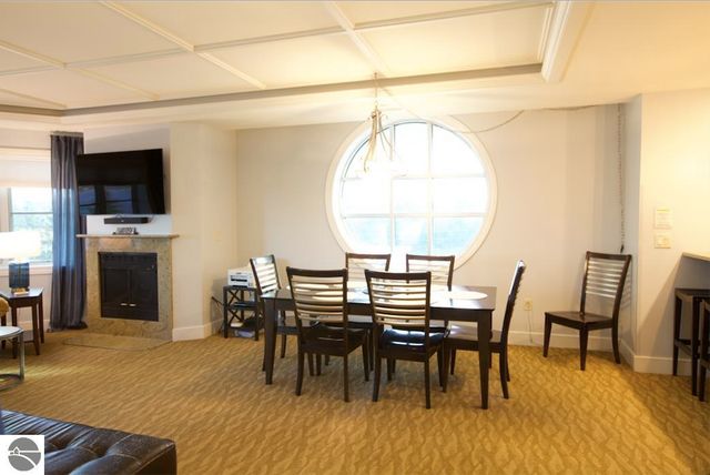 1941 US-131 N # 50, Traverse City, MI 49686