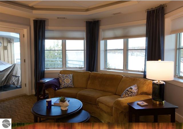 1941 US-131 N # 50, Traverse City, MI 49686