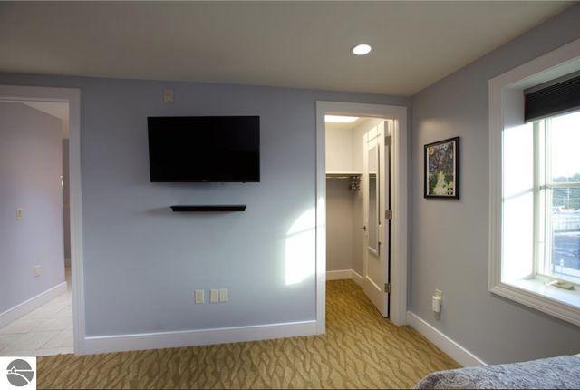 1941 US-131 N # 50, Traverse City, MI 49686