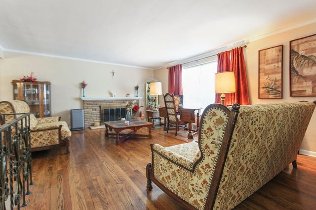 2025 Beulah, Churchill Boro, PA 15235