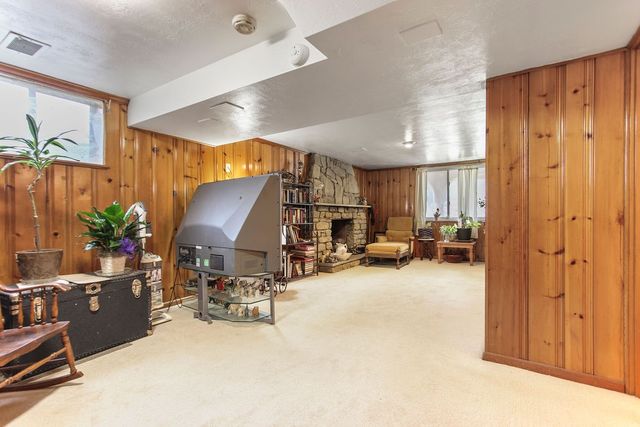 2025 Beulah, Churchill Boro, PA 15235