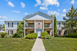981 Golf Course Road 3, Crystal Lake, IL 60014