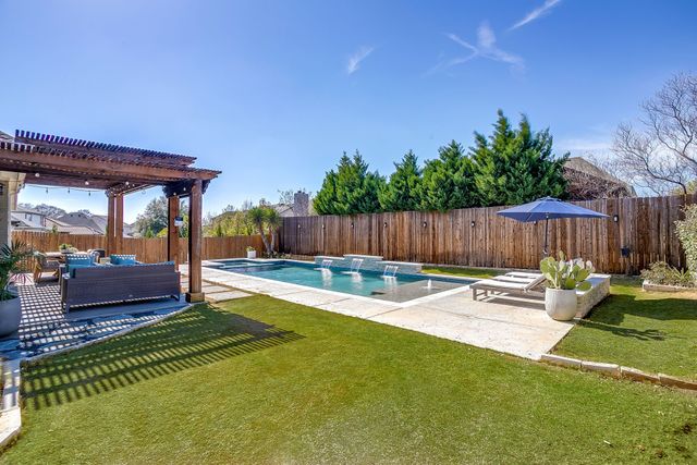 201 Blue Stem Lane, Aledo, TX 76008