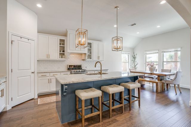 201 Blue Stem Lane, Aledo, TX 76008