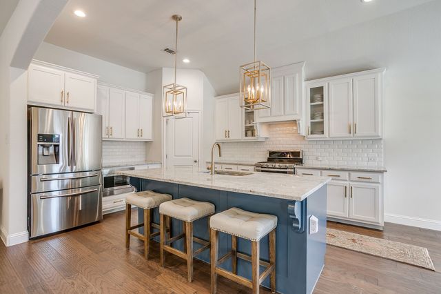 201 Blue Stem Lane, Aledo, TX 76008