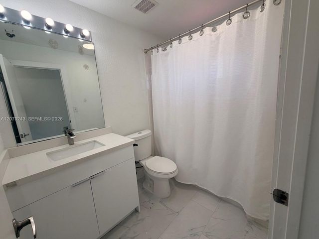 2054 NE 167th Street 3-122, North Miami Beach, FL 33162
