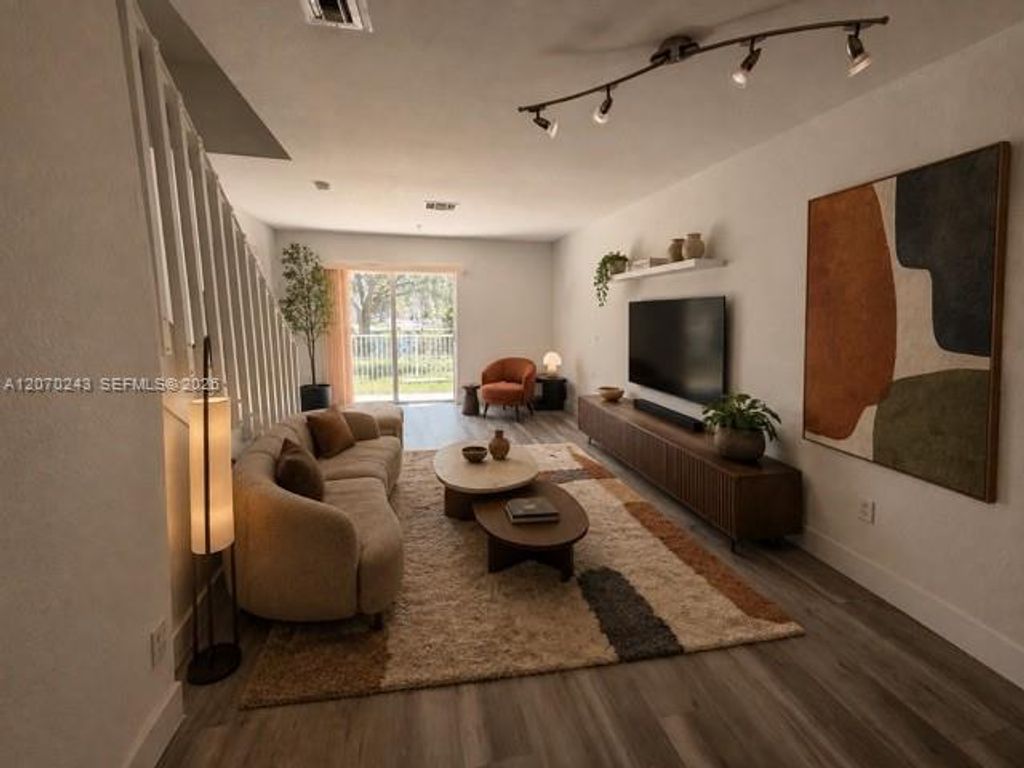 2054 NE 167th Street 3-122, North Miami Beach, FL 33162