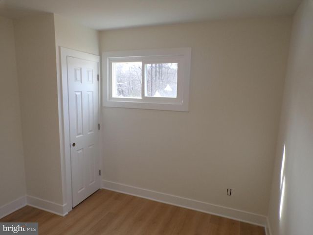 901 BENTLEY RD, Lindenwold, NJ 08021