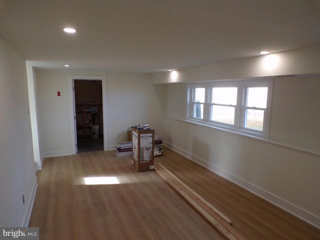 901 BENTLEY RD, Lindenwold, NJ 08021