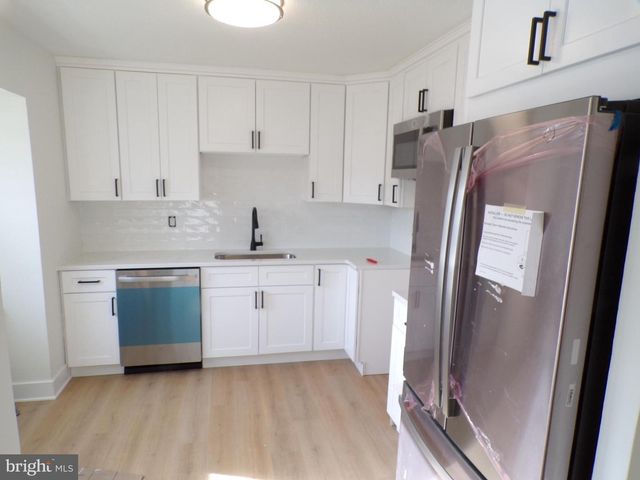 901 BENTLEY RD, Lindenwold, NJ 08021