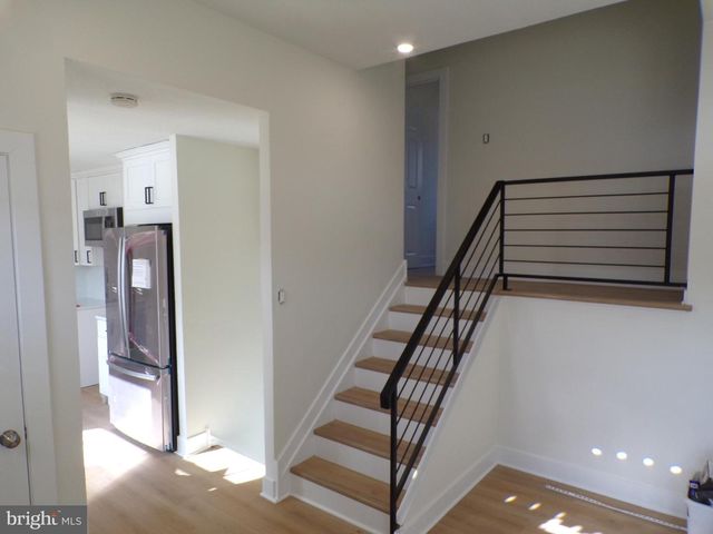 901 BENTLEY RD, Lindenwold, NJ 08021