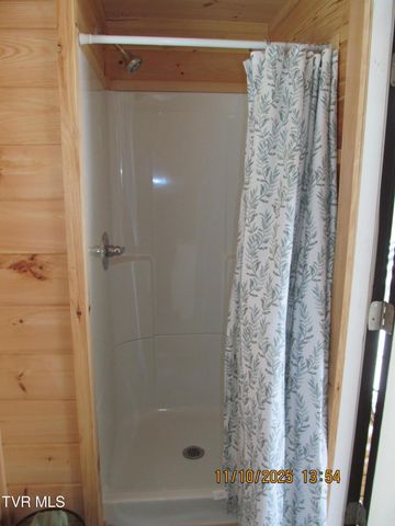 282 Siesta Lodge Drive, Coeburn, VA 24230