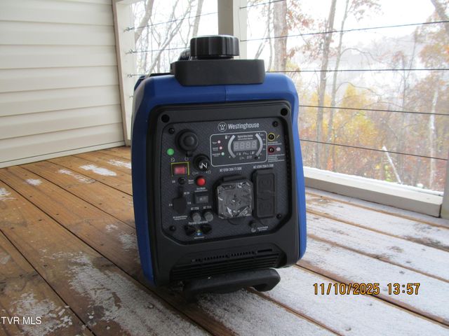 282 Siesta Lodge Drive, Coeburn, VA 24230