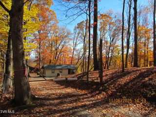 282 Siesta Lodge Drive, Coeburn, VA 24230