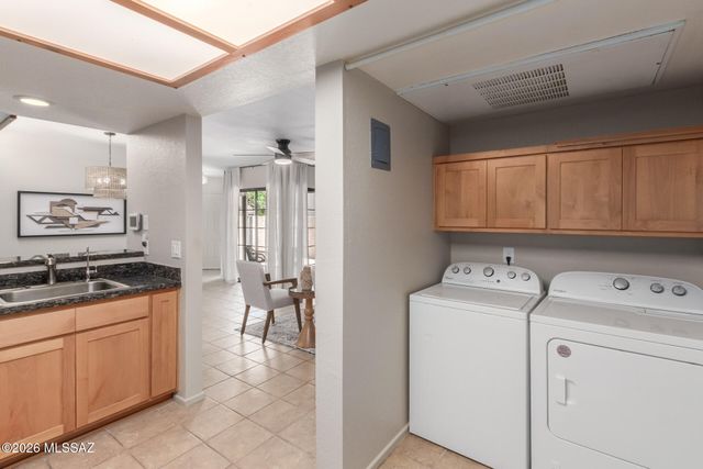 4279 N River Grove Cir Apt 126, Tucson, AZ 85719
