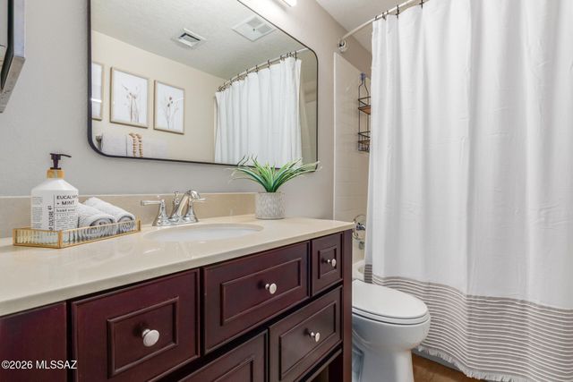 4279 N River Grove Cir Apt 126, Tucson, AZ 85719
