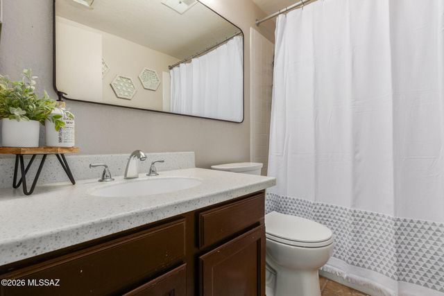 4279 N River Grove Cir Apt 126, Tucson, AZ 85719