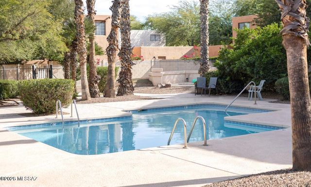 4279 N River Grove Cir Apt 126, Tucson, AZ 85719