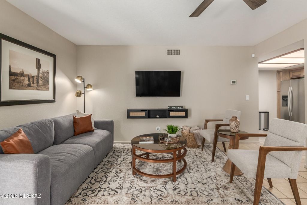 4279 N River Grove Cir Apt 126, Tucson, AZ 85719