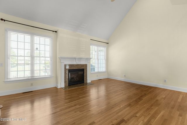 2109 Bay Colony Lane, Wilmington, NC 28405