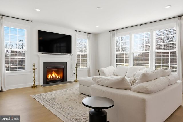 200 MAYFIELD LN, Newtown, PA 18940