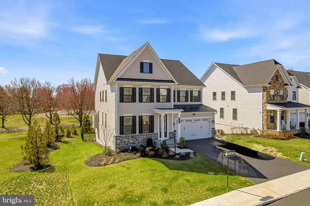 200 MAYFIELD LN, Newtown, PA 18940