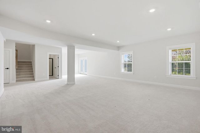 200 MAYFIELD LN, Newtown, PA 18940
