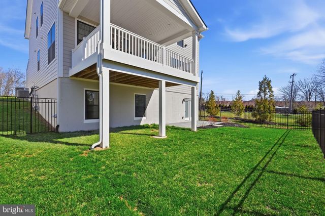 200 MAYFIELD LN, Newtown, PA 18940