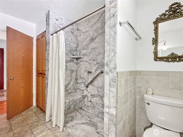 2116 Cascade Way, Longview, WA 98632