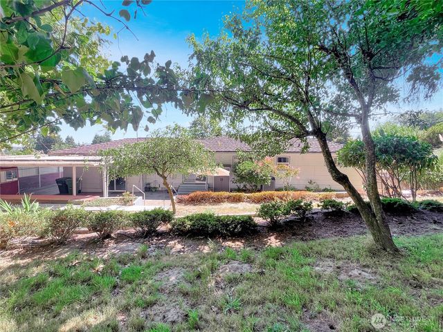 2116 Cascade Way, Longview, WA 98632