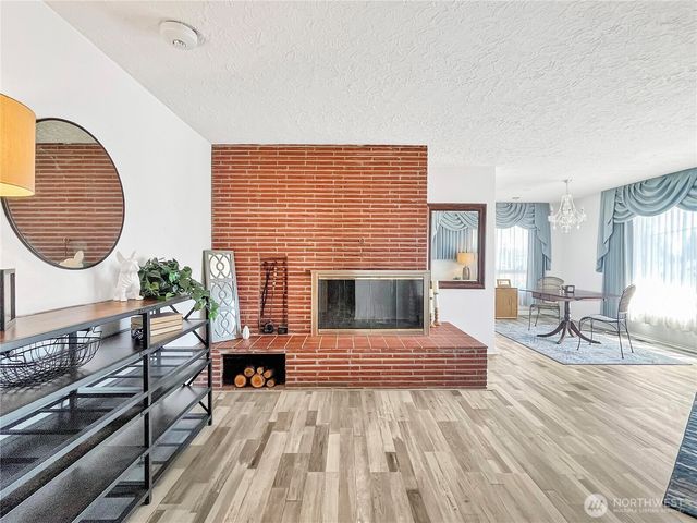 2116 Cascade Way, Longview, WA 98632