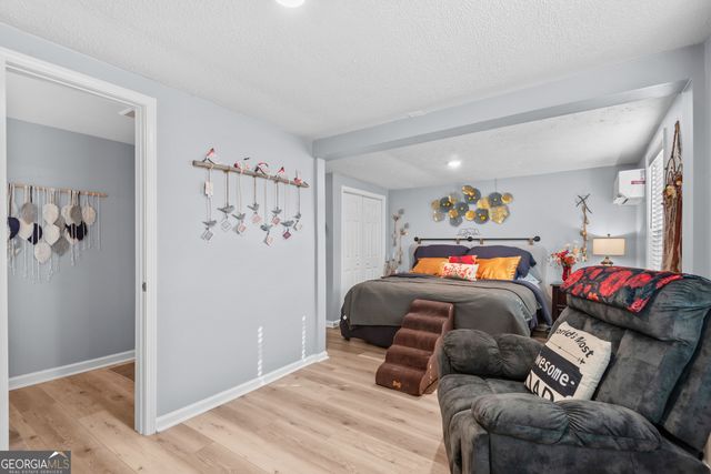 180 Southern Shores Road, Jackson, GA 30233