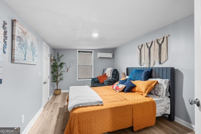 180 Southern Shores Road, Jackson, GA 30233