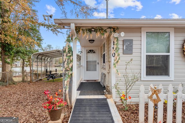 180 Southern Shores Road, Jackson, GA 30233
