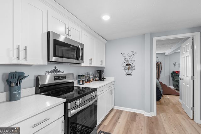 180 Southern Shores Road, Jackson, GA 30233