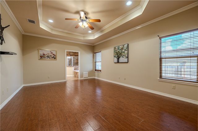 3901 Elvis Dr, Corpus Christi, TX 78414