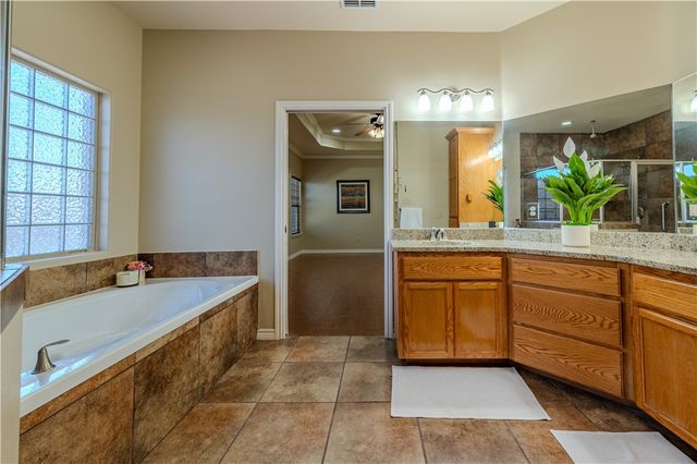 3901 Elvis Dr, Corpus Christi, TX 78414