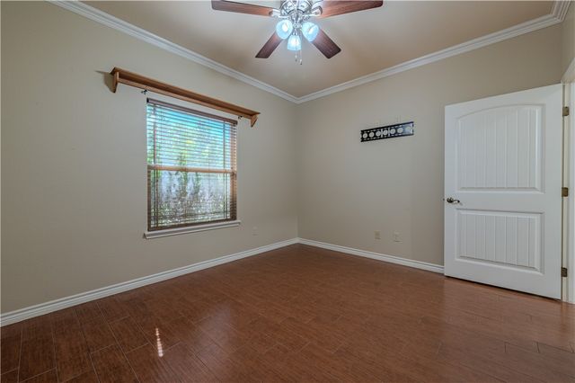 3901 Elvis Dr, Corpus Christi, TX 78414