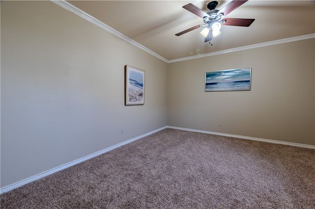 3901 Elvis Dr, Corpus Christi, TX 78414