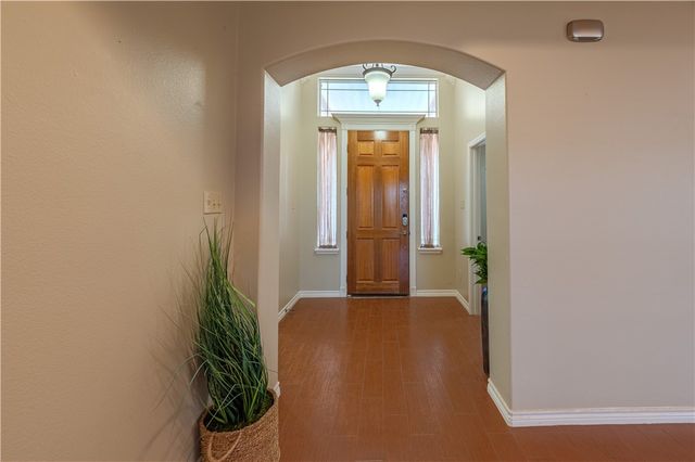 3901 Elvis Dr, Corpus Christi, TX 78414