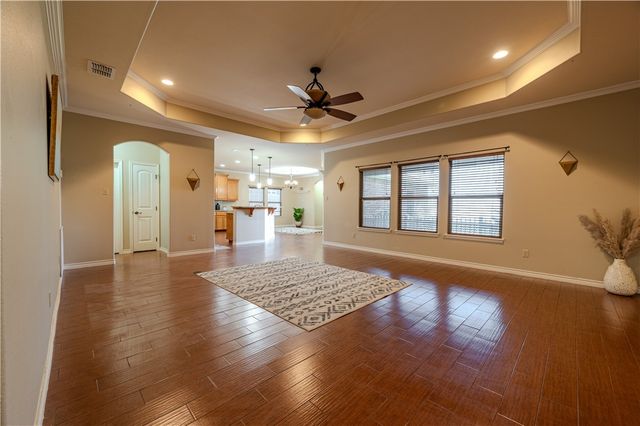 3901 Elvis Dr, Corpus Christi, TX 78414