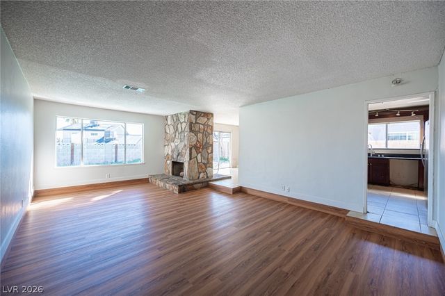 333 Huntly Road, Las Vegas, NV 89145