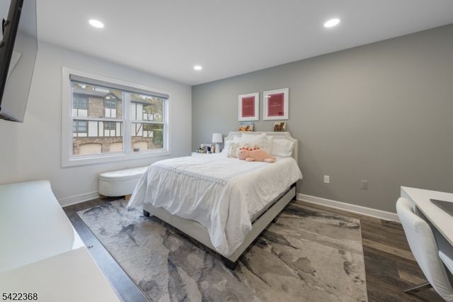 19 Heritage Dr, Chatham Twp., NJ 07928